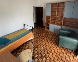 Each room is fully furnished Faro rua do Alportel