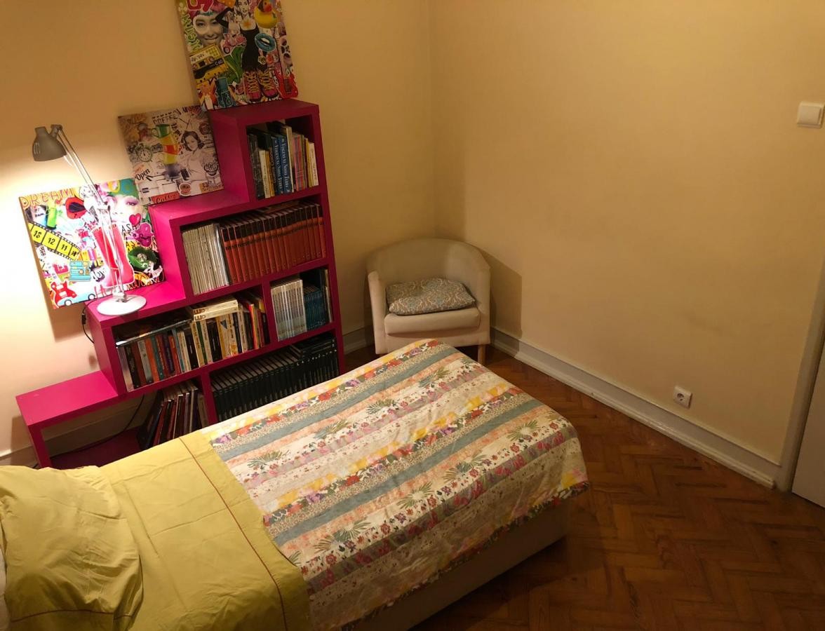 Arrendo Um Quarto Em Zona Muito Central - Bquarto